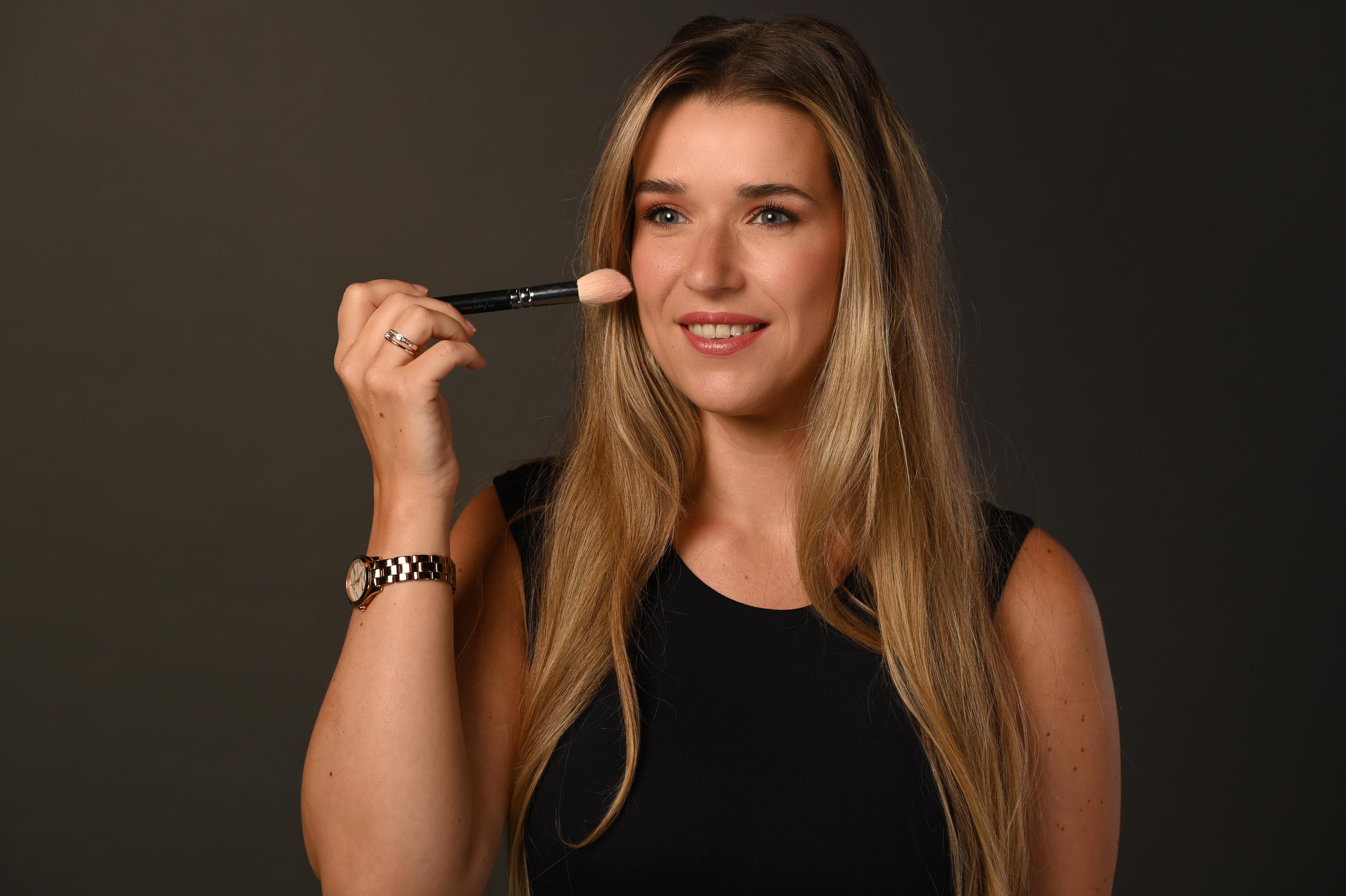 Make-up artist Felicia Tiebosch — specialist in bruidsmake-up en airbrush